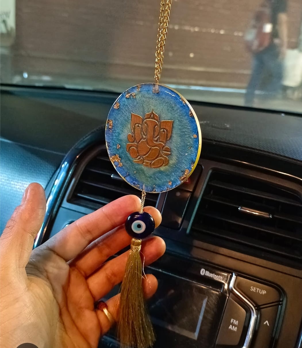 Resin Car hanging Devotional Photo Frame